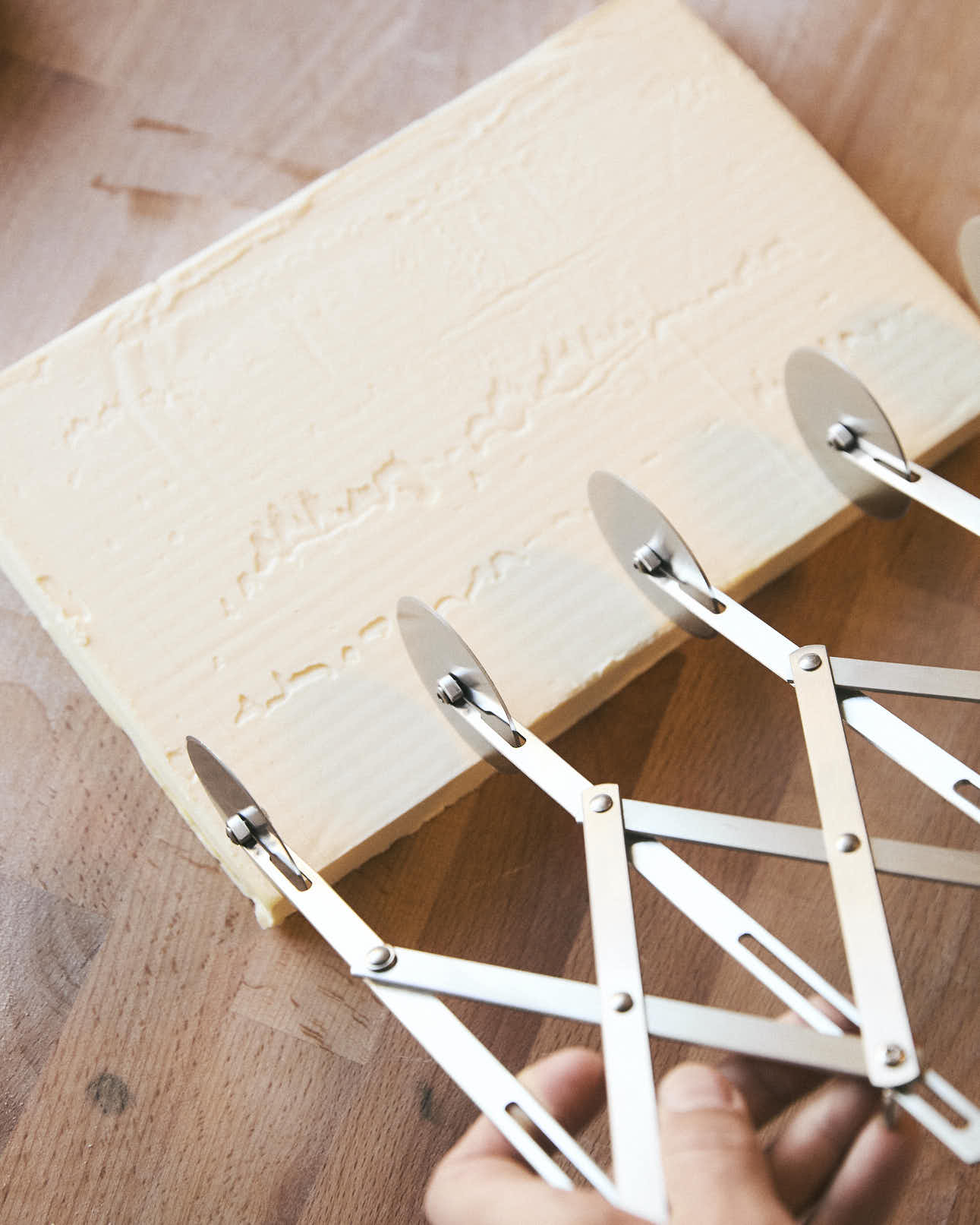 Stainless Steel Dough Cutter - SIMPEL - sourdough & coffee